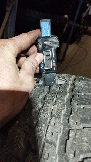 Bridgestone Dueler H/T 840 255/70 R18 113S остаток 6 мм