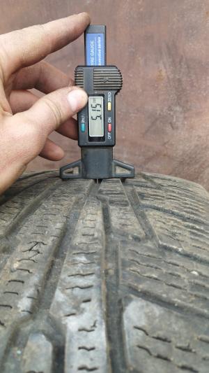 Nokian Hakkapeliitta R 235/60 R18 107R XL N0 остаток 5 мм