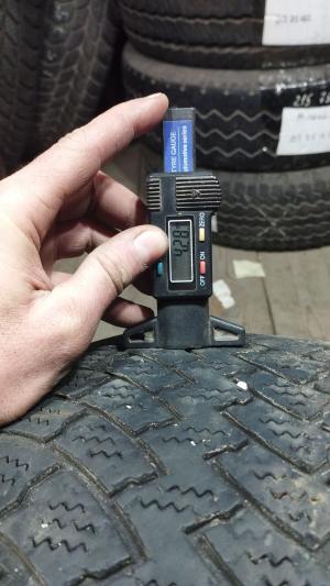 Continental VancoWinterContact 205/60 R16C 100/98T остаток 5,5 мм