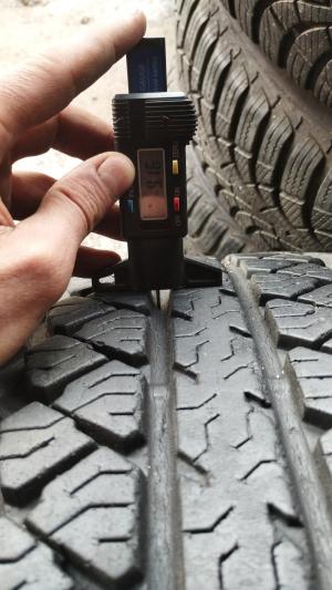 Bridgestone Dueler A/T 693 IV 33/12,5 R15 остаток 9,5 мм