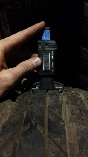 Nokian NRZ 225/55 ZR16 95W остаток 7,5 мм