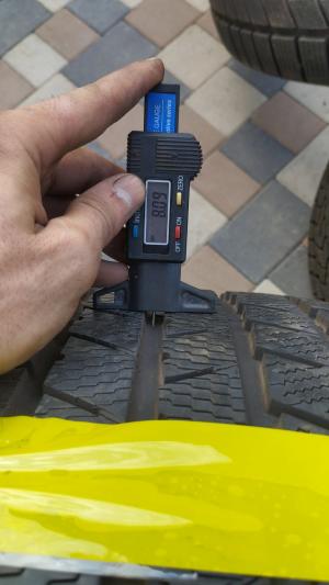 Continental ContiCrossContact Winter 275/45 ZR21 110Y XL остаток 8 мм