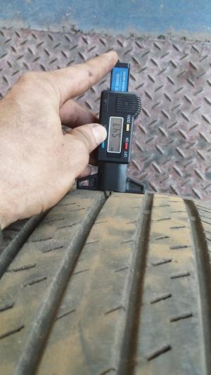 Bridgestone Dueler H/L 33 225/60 R18 100H остаток 6,5 мм