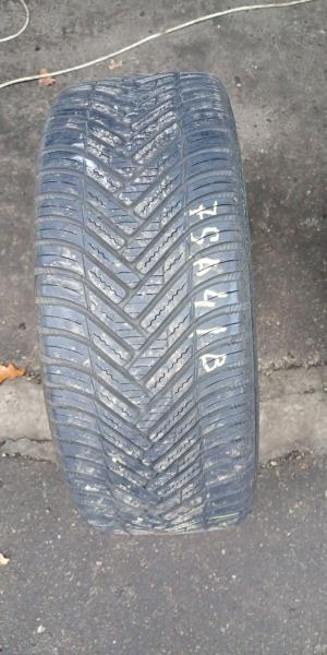 Hankook Kinergy 4S2 H750 215/45 R17 остаток 6 мм