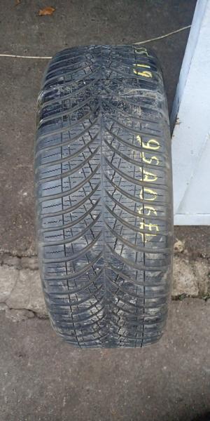Goodyear Vector 4 Seasons Gen-3 SUV 235/55 R19 остаток 5,5 мм