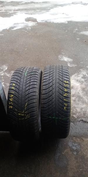 Bridgestone Blizzak LM001 215/55 R17 Demo остаток 8 мм