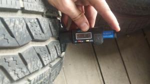 Hankook Winter I*Cept LV RW12 195/75 R16C 107/105R остаток 5,5 мм