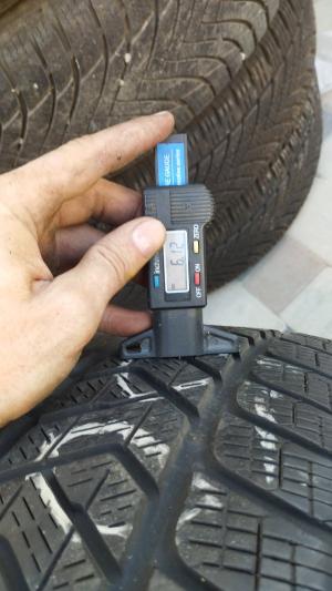 Pirelli Scorpion Winter 215/65 R17 99H остаток 6 мм