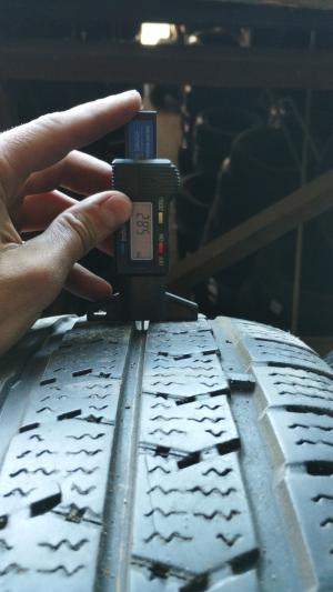 Nexen Winguard Snow WT1 215/65 R16C 109/107R остаток 6 мм