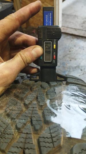 Dunlop WinterResponse 2 195/60 R15 88T Demo остаток 8 мм