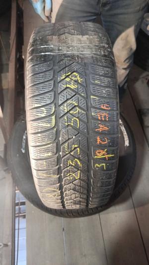 Pirelli Scorpion Winter 235/50 R19 103H XL остаток 5 мм
