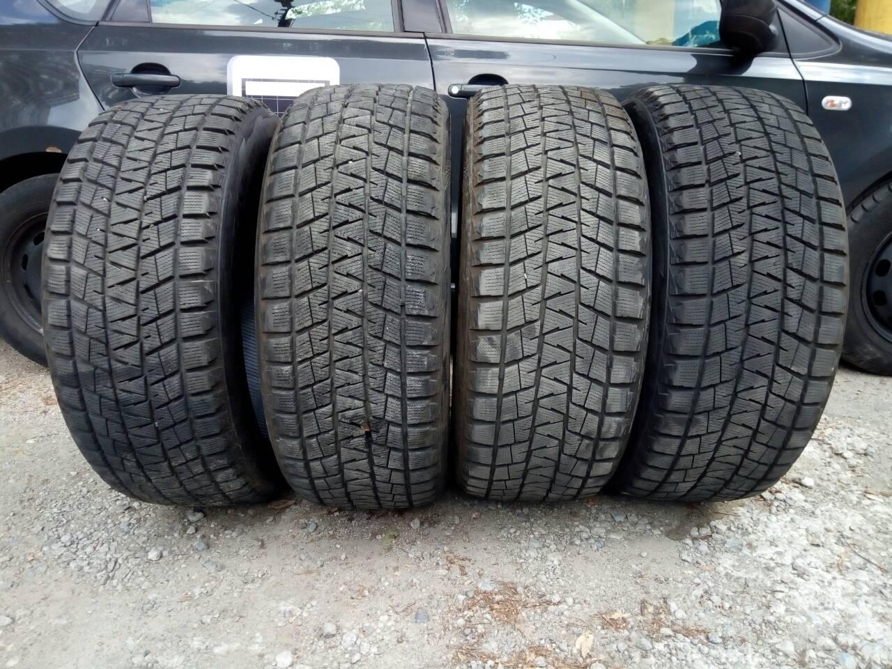 Шины б/у Bridgestone Blizzak DM-V1 285/45 R22 RR с остатком протектора ...
